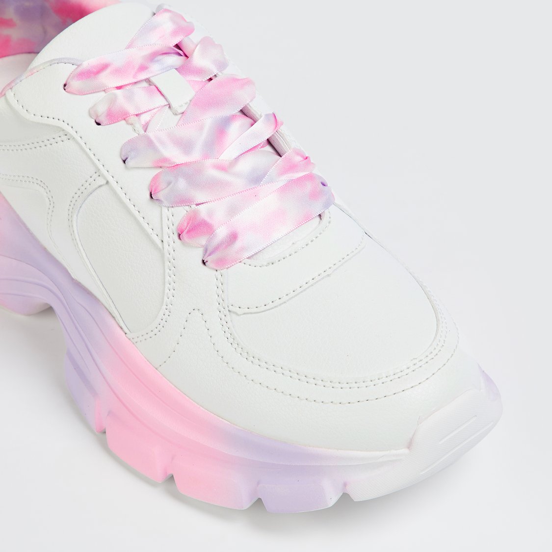 Colourblocked Sneakers Lightweight for Women Fashion and Comfort