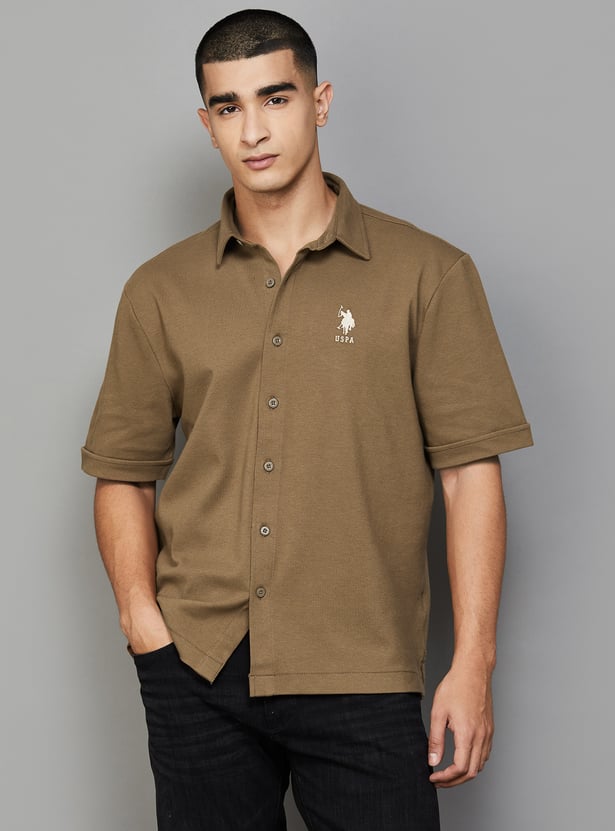 Elegant Men’s Regular Fit Textured Shirt – Comfortable Casual and Formal Blend for Work, Events, and Weekend Style