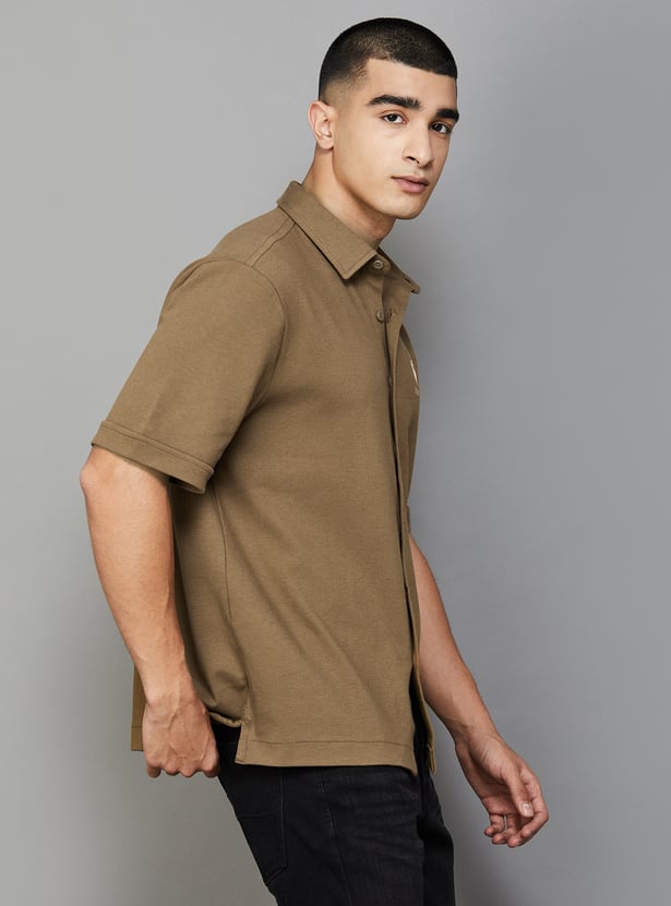 Elegant Men’s Regular Fit Textured Shirt – Comfortable Casual and Formal Blend for Work, Events, and Weekend Style
