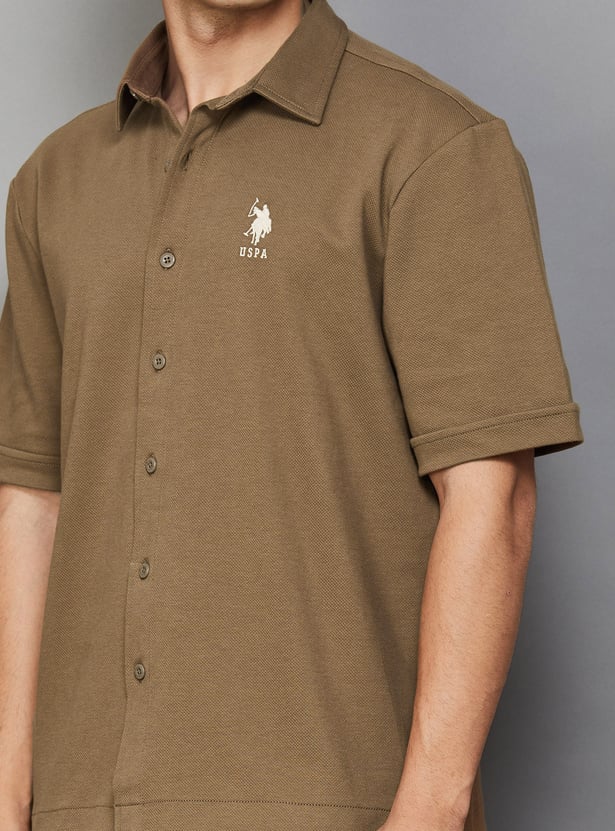 Elegant Men’s Regular Fit Textured Shirt – Comfortable Casual and Formal Blend for Work, Events, and Weekend Style