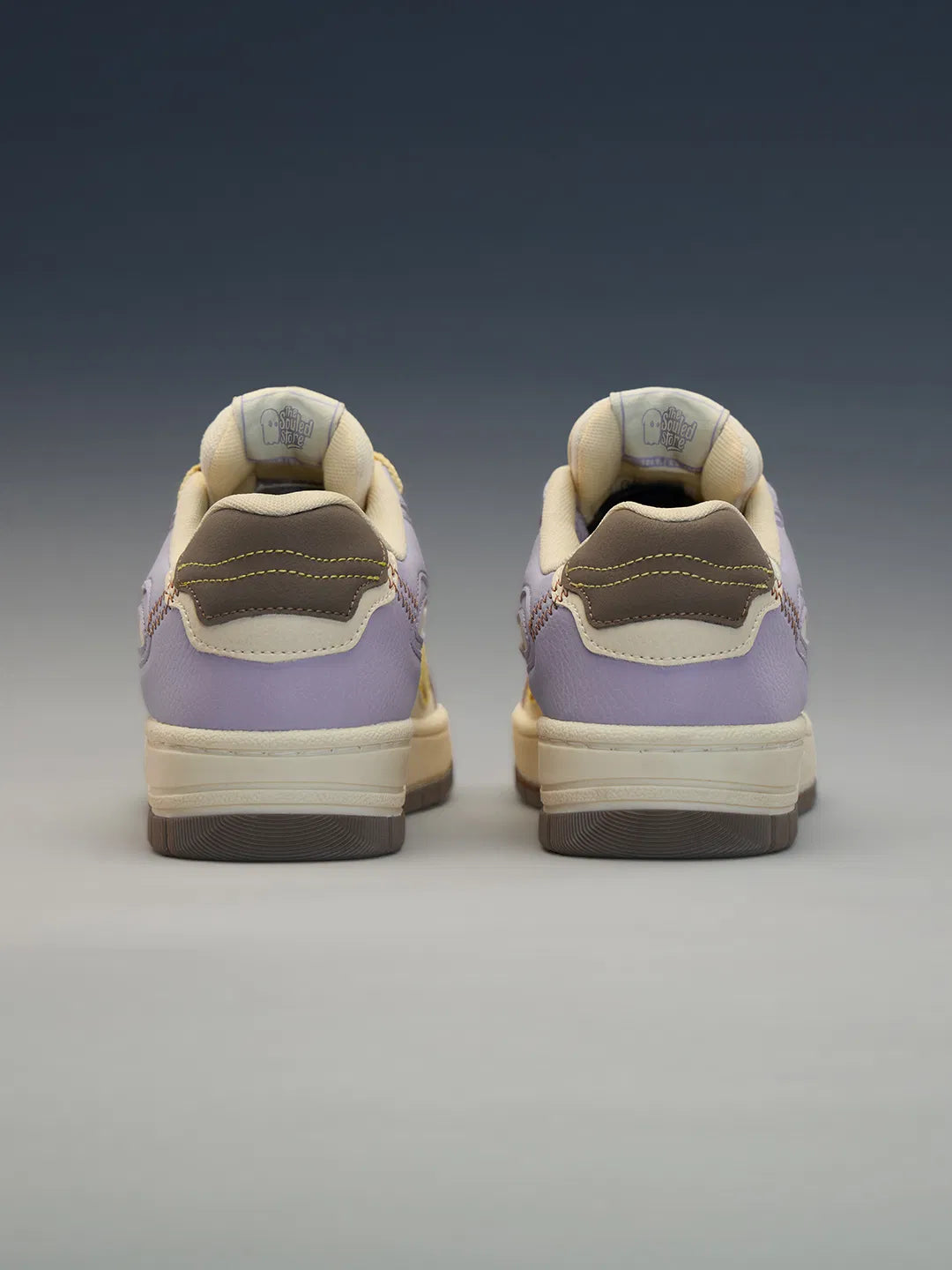 Comfort Fit Women Low Top Sneakers with Stylish Finish and Long Lasting Support