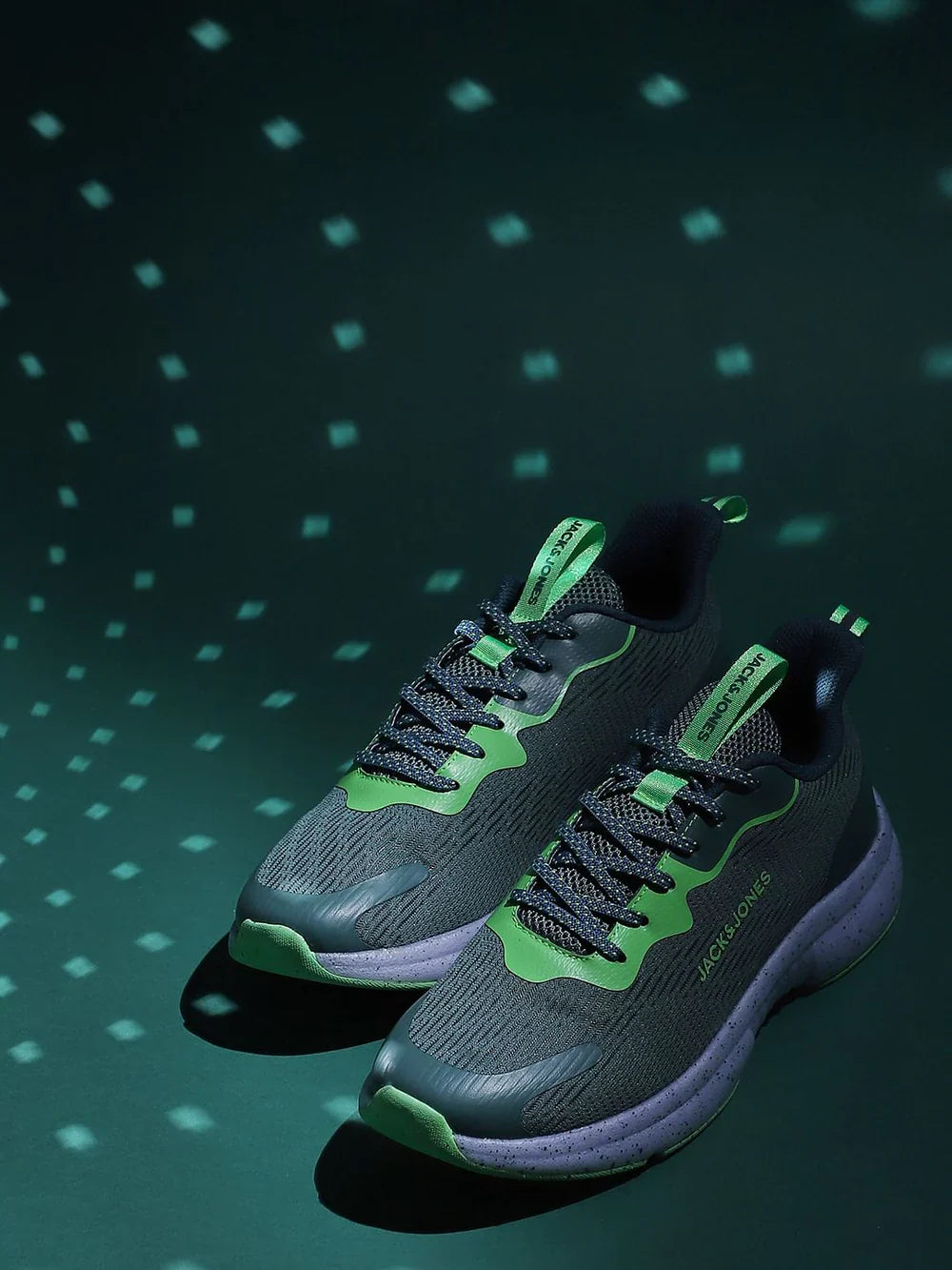 Fashionable Men’s Green Mesh Sneakers Breathable Lace-Up Casual Sports Shoes for Daily Comfort and Style