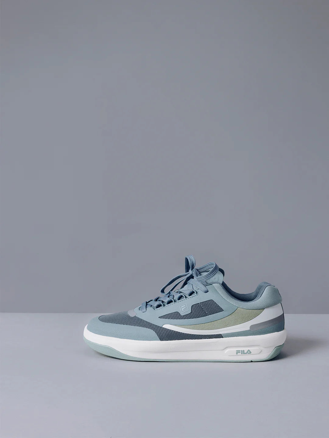 Men’s Casual Iceberg Green Sneakers for Work and Leisure