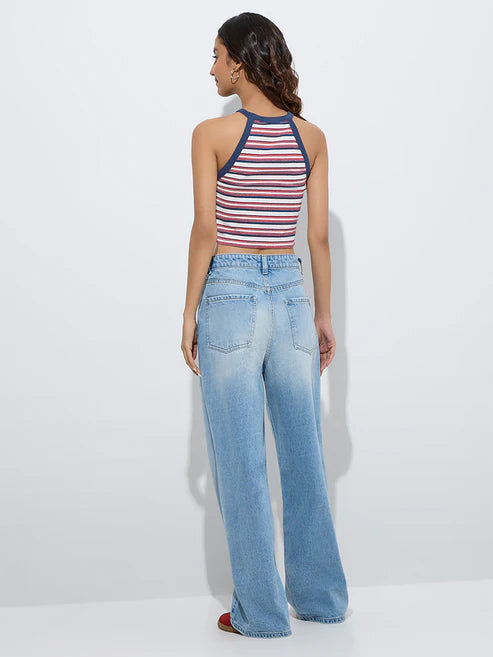 Chic Women’s Light Blue Relaxed Fit High Waist Jeans with Casual Street Style Design