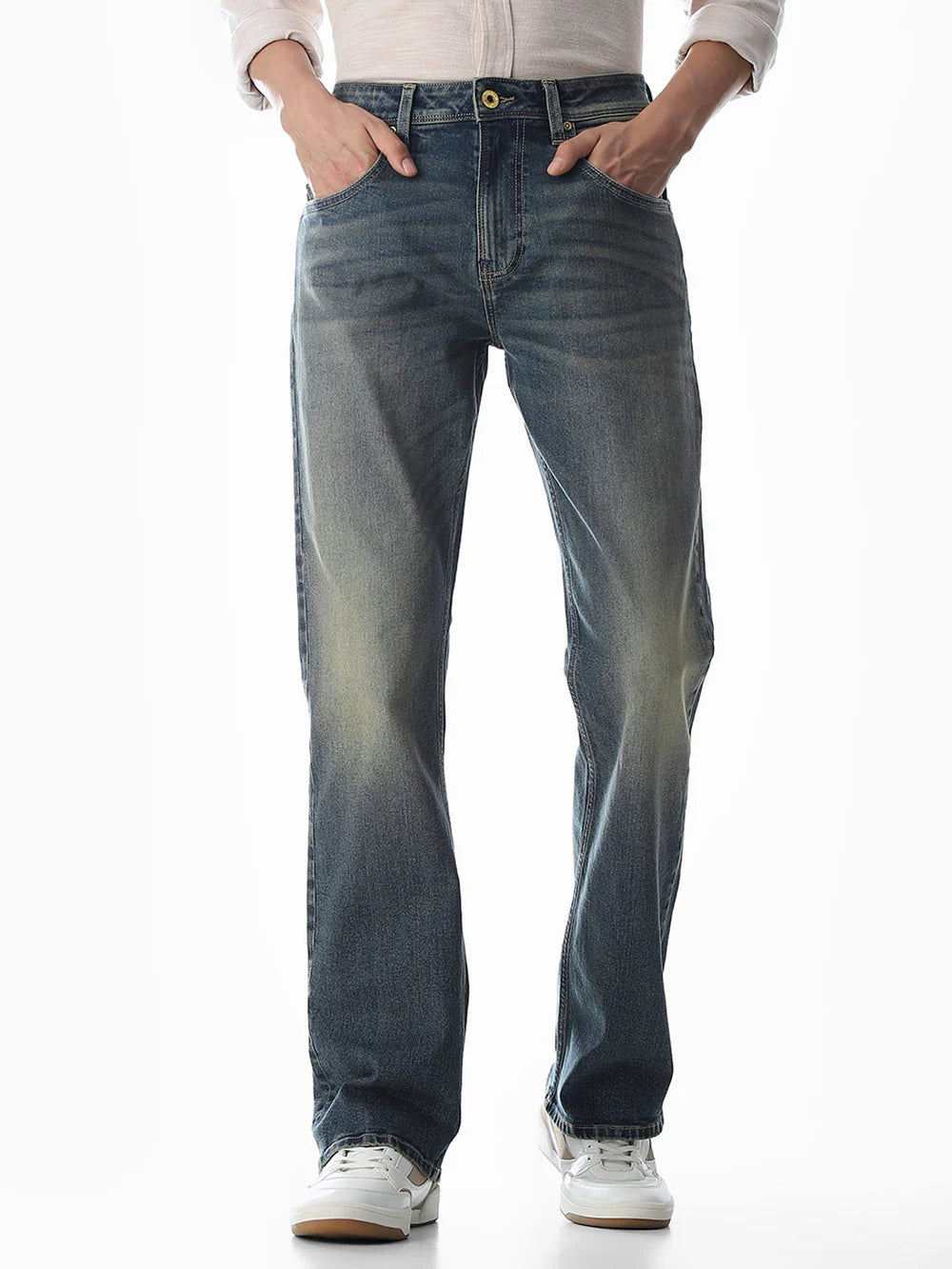 Soft Fabric High-Rise Bootcut Jeans for Men in Washed Cliff Shade
