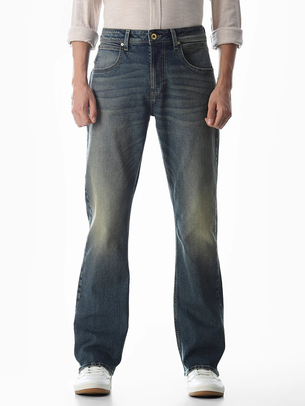 Soft Fabric High-Rise Bootcut Jeans for Men in Washed Cliff Shade