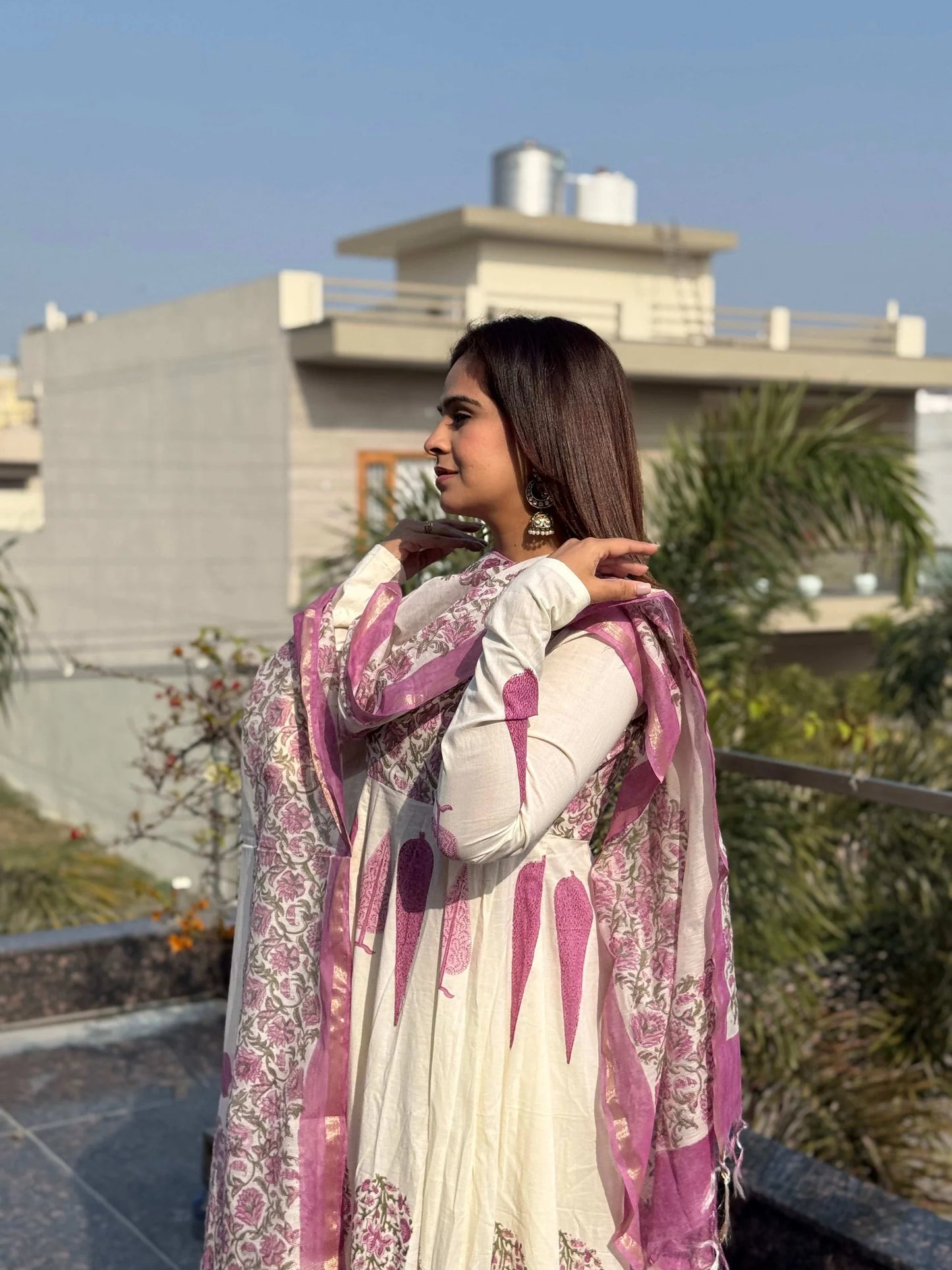 Comfortable Adeeba Ensemble for Women for Weddings and Gatherings