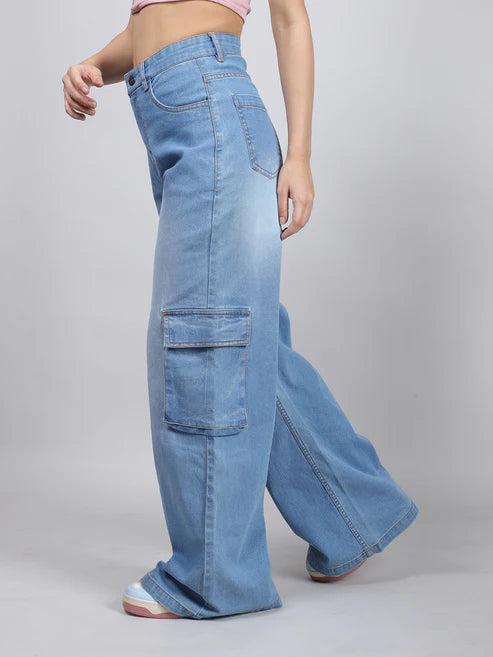 Women Casual Straight Fit Jeans Featuring Multiple Pockets for Daily Outfits