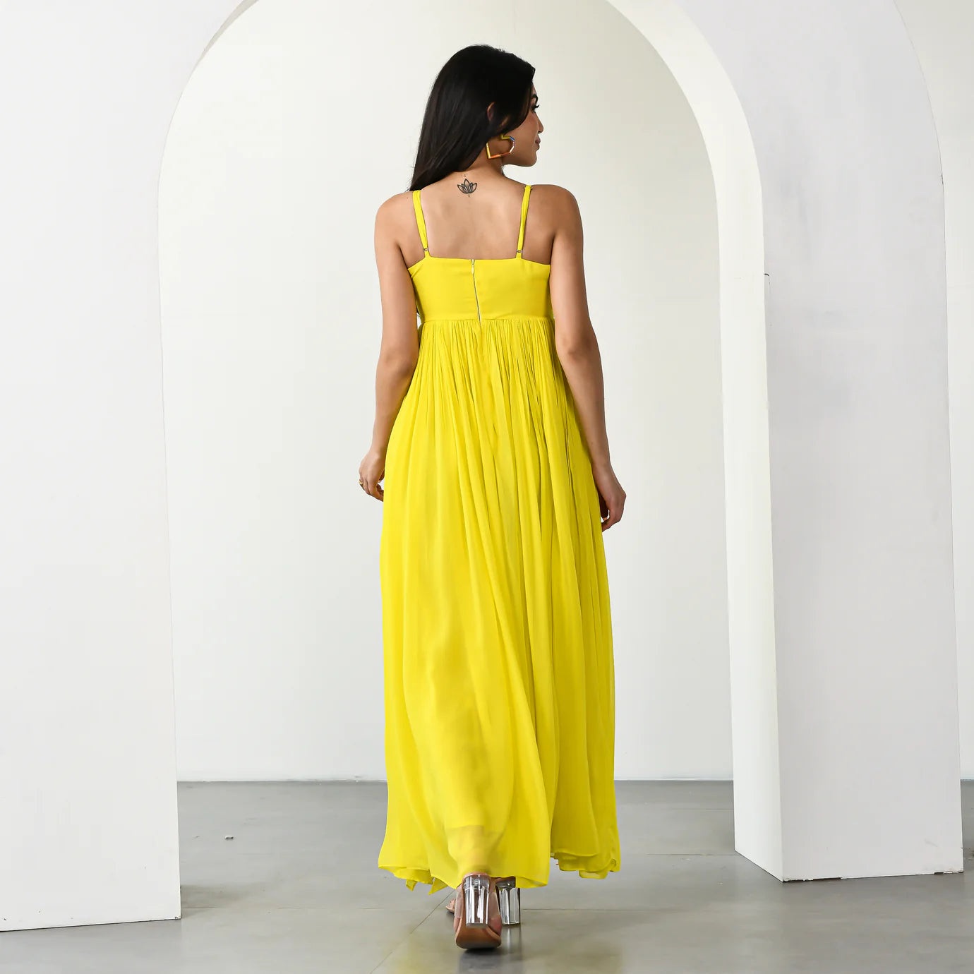 Elegant and Feminine Daffodil Dream Floor-Length Dress for Women