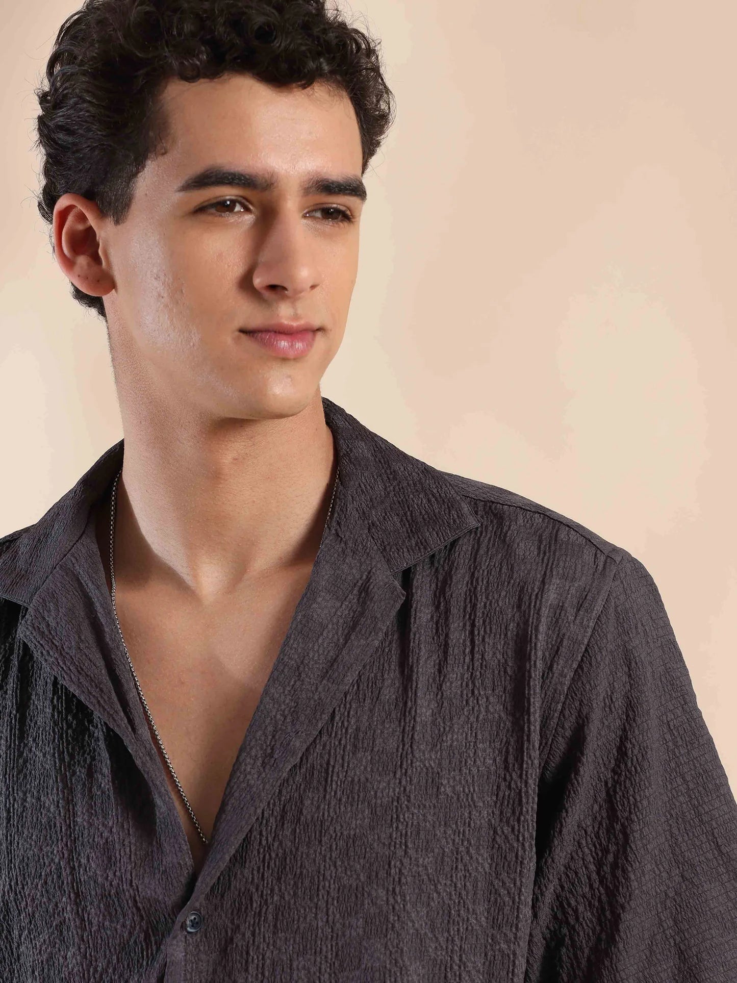 Lightweight Pebble Beach Paradise Popcorn Shirt for Men with Modern Styling