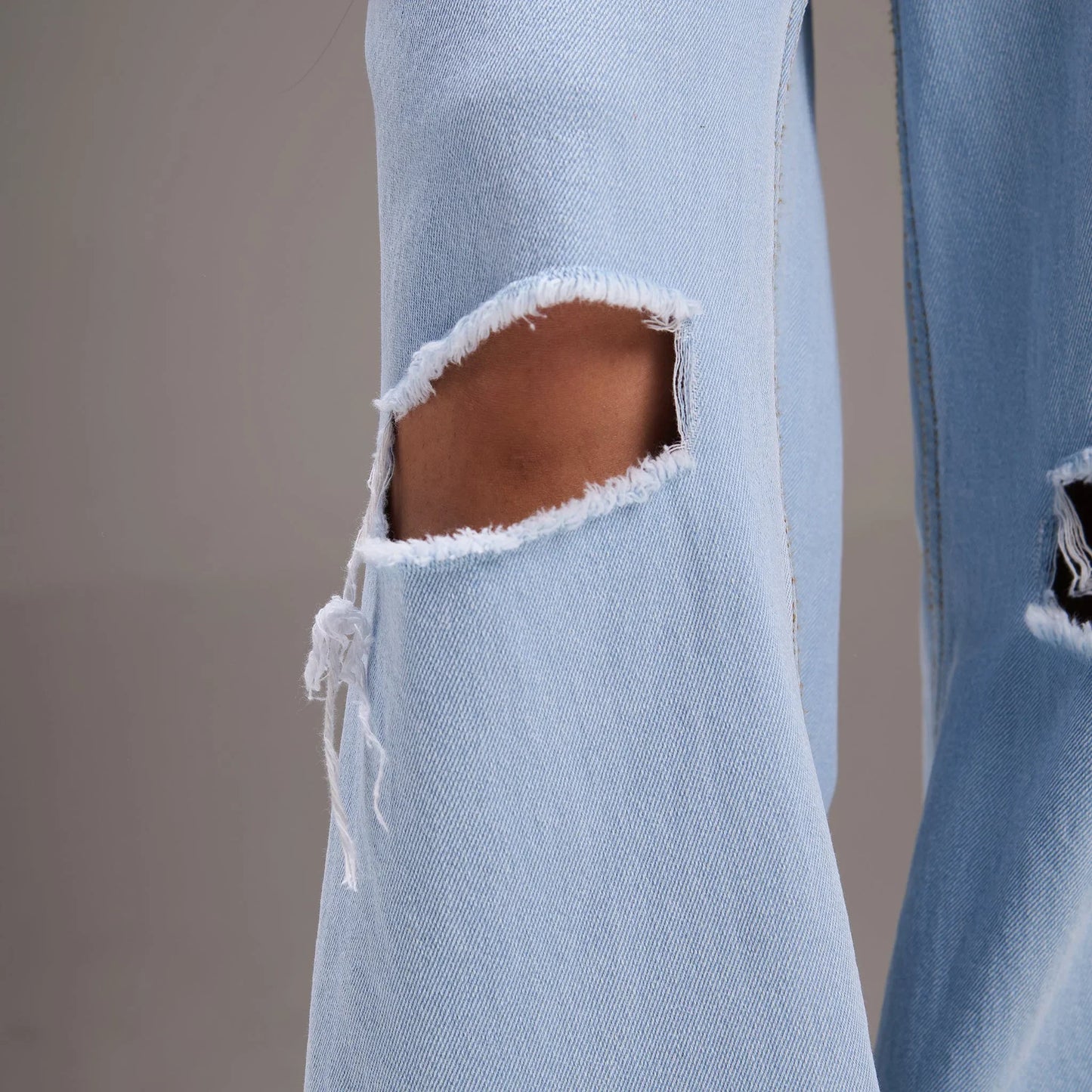 Baggy Style Wide Leg Denim Jeans with Loose Fit and Versatile Design