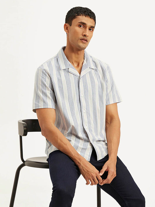 Trendy Men’s Striped Resort Collar Camp Shirt – Lightweight Relaxed Fit Casual Shirt for Travel, Parties, and Daily Comfort