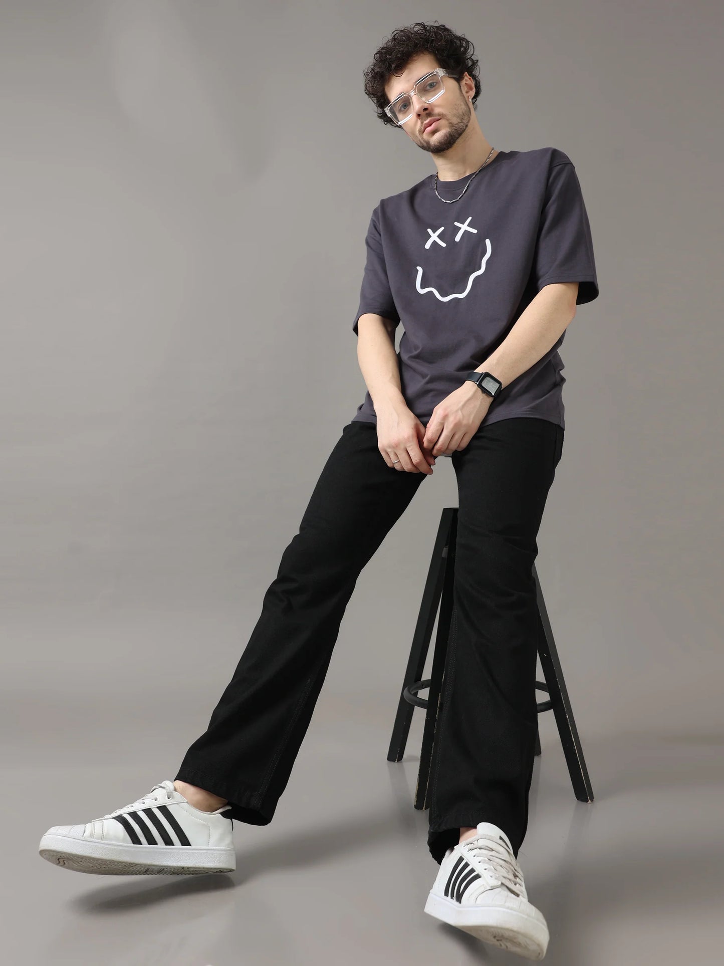 Black Creep It Real Graphic Oversized T Shirt Perfect for Streetwear and Weekend Outfits