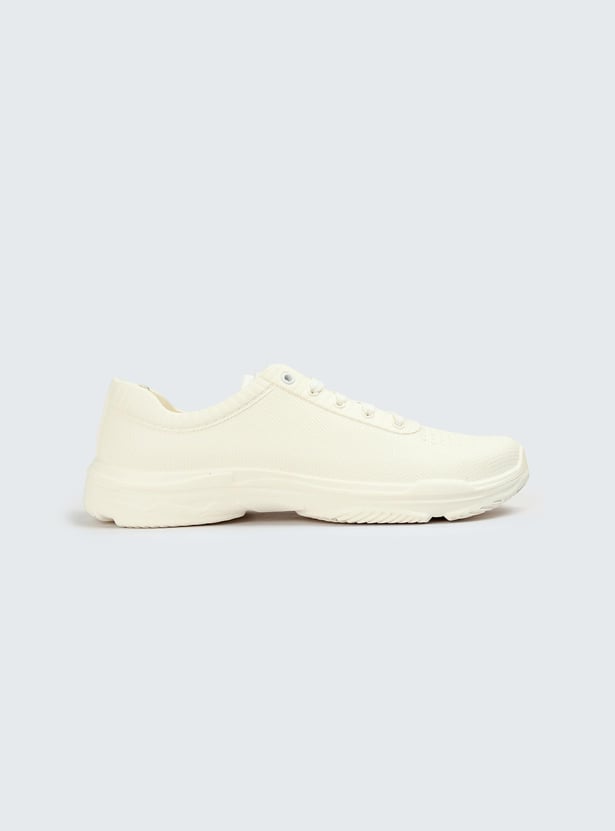 Comfortable Men’s Wash and Wear Sneakers for Walking, Outings, and Leisure