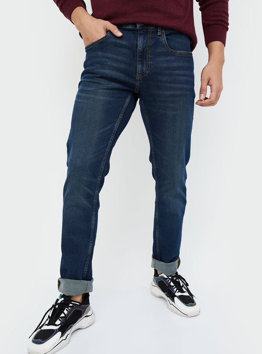 Classic Stonewashed Slim Tapered Jeans Durable Comfortable Denim Pants for Men