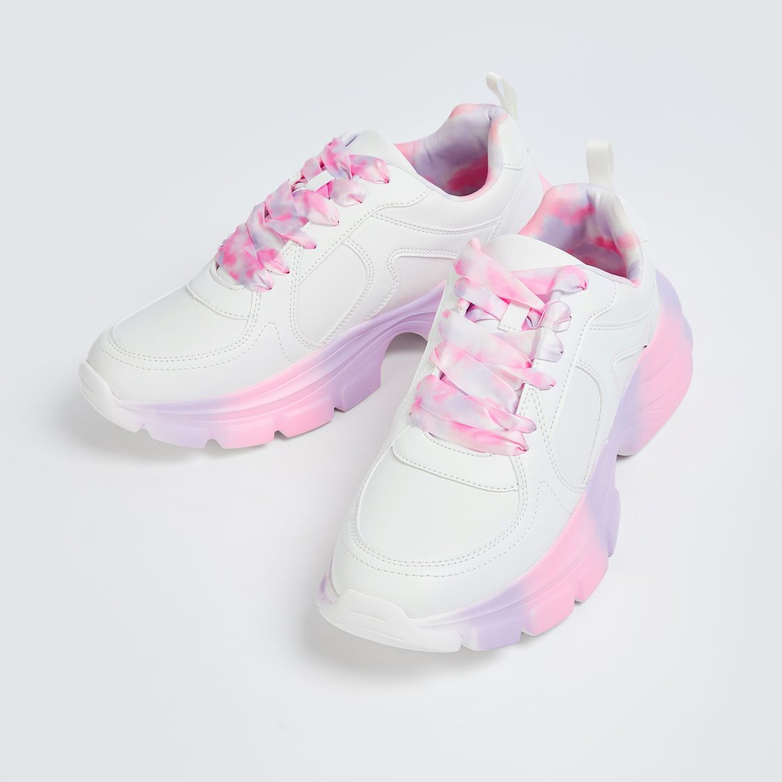 Colourblocked Sneakers Lightweight for Women Fashion and Comfort