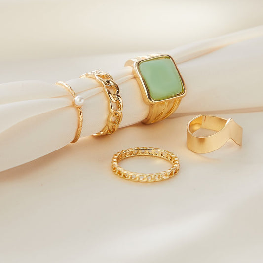 Fashionable Assorted Rings Set – 5 Unique Rings for Everyday Wear