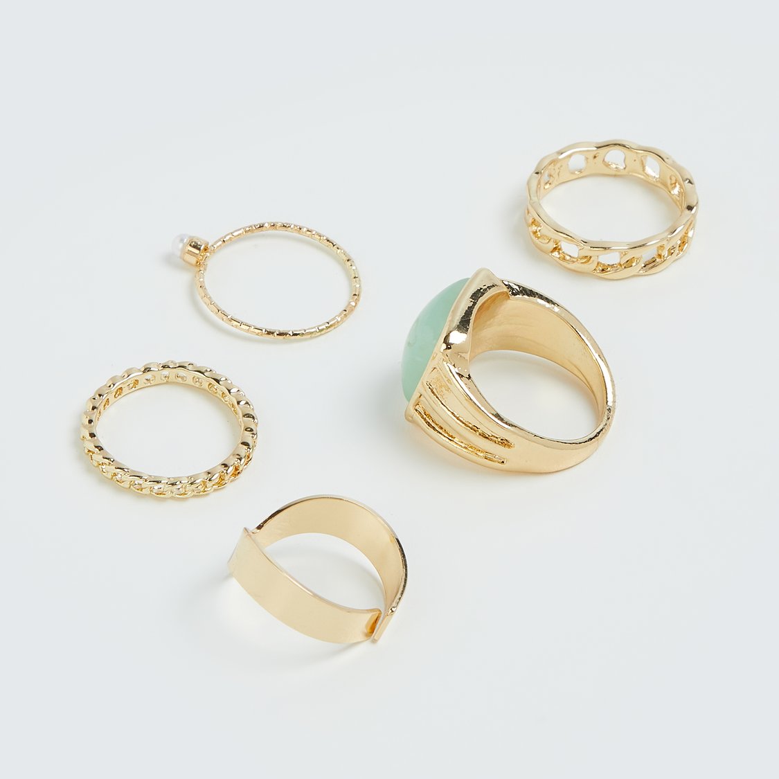 Fashionable Assorted Rings Set – 5 Unique Rings for Everyday Wear