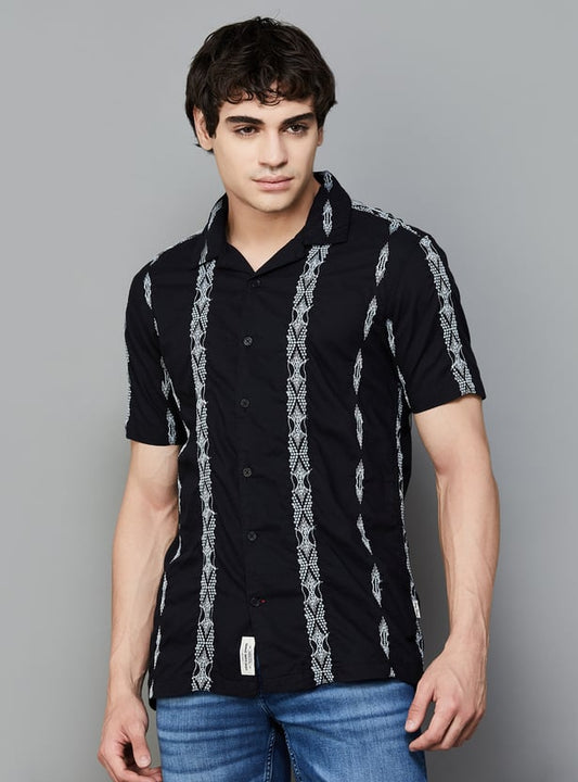 Premium Men’s Embroidered Slim Fit Moderno Shirt – Sleek and Stylish Wardrobe Essential for Modern Celebrations
