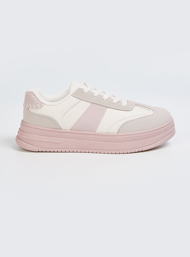 Women Colorblock Sneakers with Modern Streetwear Inspired Look and Soft Padding