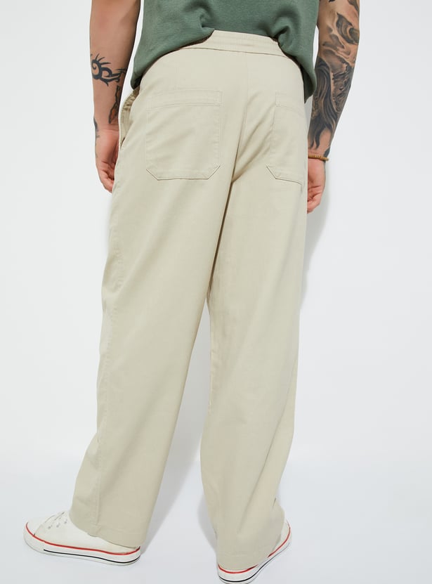 Men Solid Loose Fit Trousers Comfortable Everyday Pants for Modern Casual Style