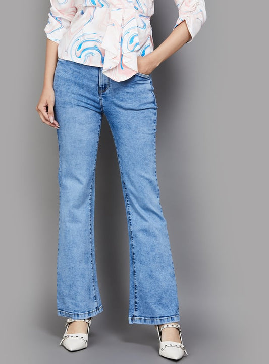 Classic Women's High Waist Washed Flared Jeans Comfortable Fit with Subtle Faded Wash for Everyday Style