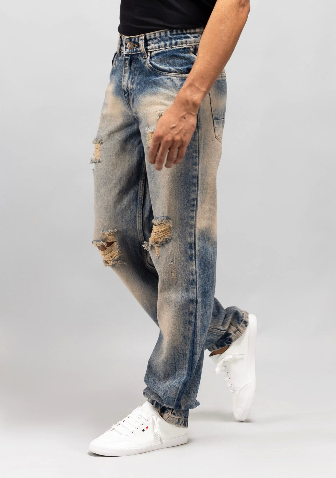 Soft Fabric Tinted Blue Jeans for Men with Comfortable Fit