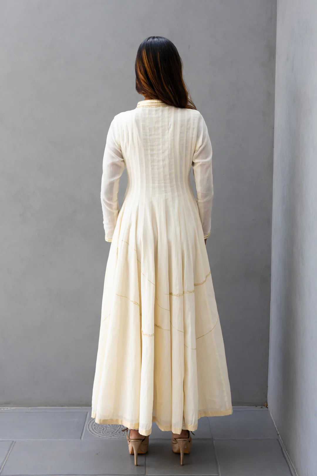 Fashionable Collared Anarkali for Women with Exquisite Hand Embroidery