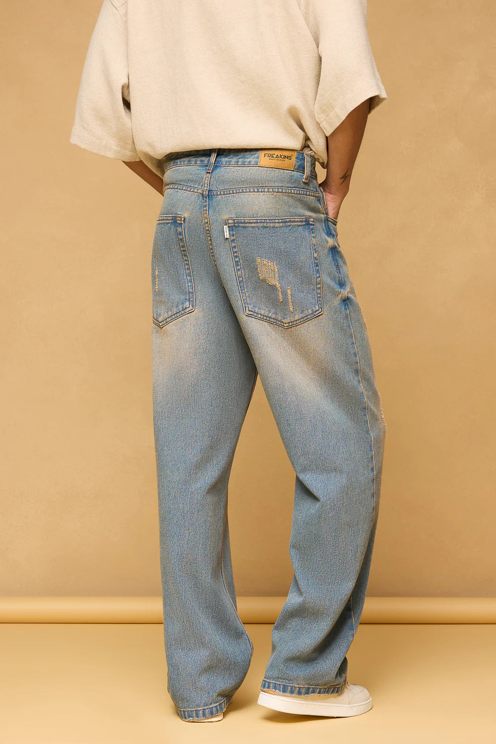 Men’s Dust Storm Baggy Straight Fit Jeans with Relaxed Casual Look