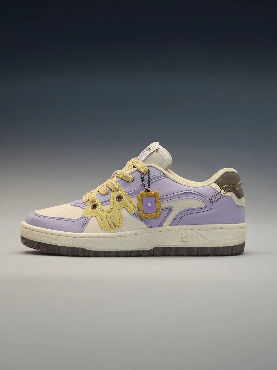 Comfort Fit Women Low Top Sneakers with Stylish Finish and Long Lasting Support