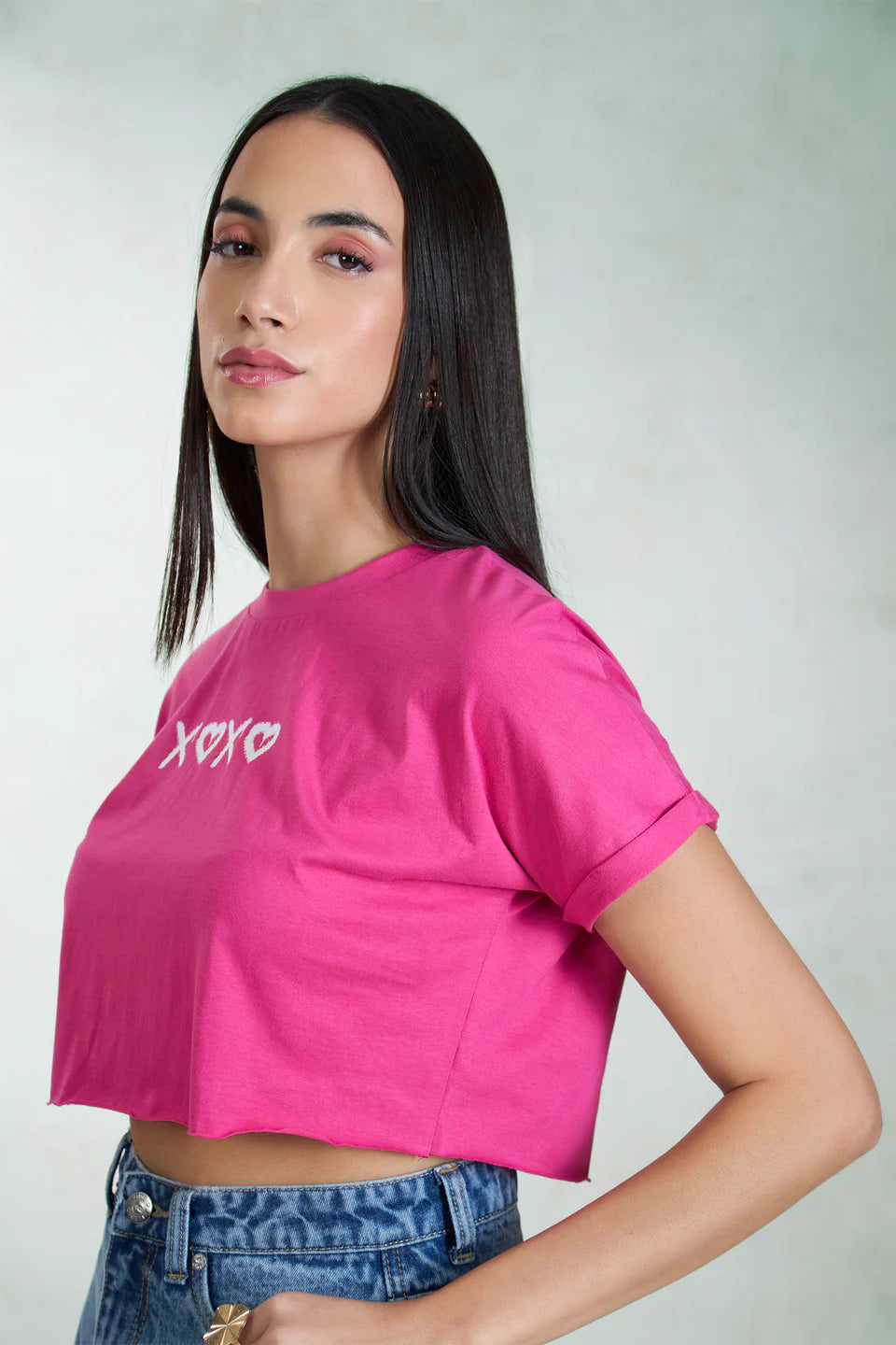 Soft Cotton Knit Pink Boxy Crop Graphic Tee with Relaxed Fit and Stylish Modern Look