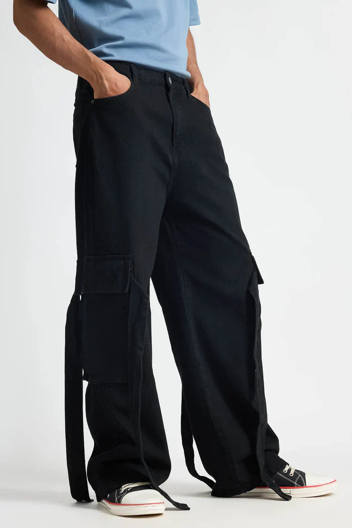 Relaxed Fit Charcoal Cargo Jeans for Men with Baggy Style and Functional Pockets