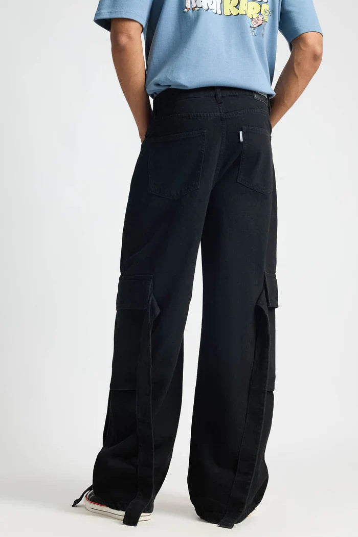 Relaxed Fit Charcoal Cargo Jeans for Men with Baggy Style and Functional Pockets