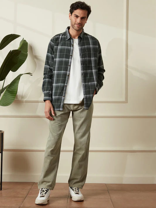 Everyday Wear Green Anti-Fit Jeans for Men with Trendy Fit