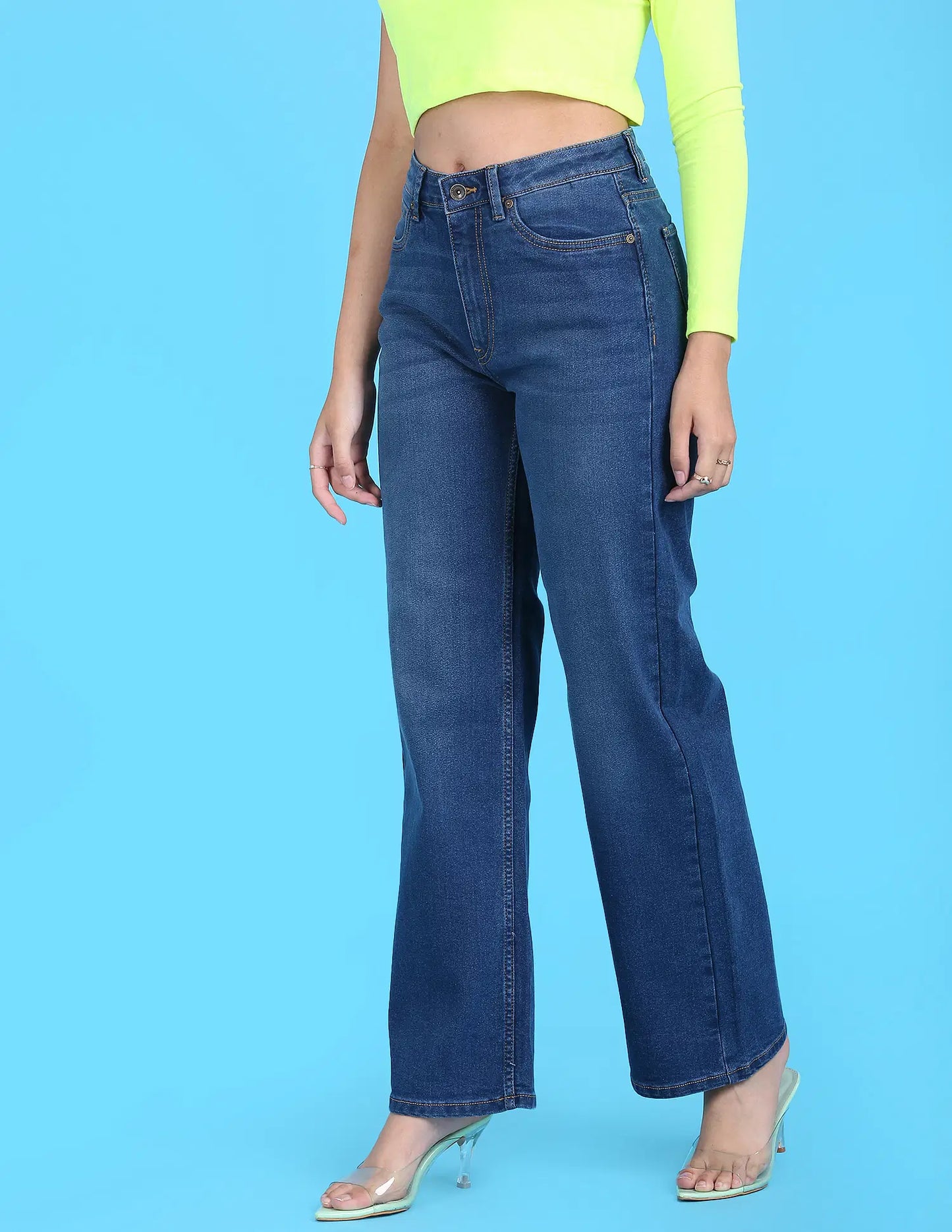 Elegant Women’s High Waist Wide Leg Jeans for Casual and Street Style Outfits