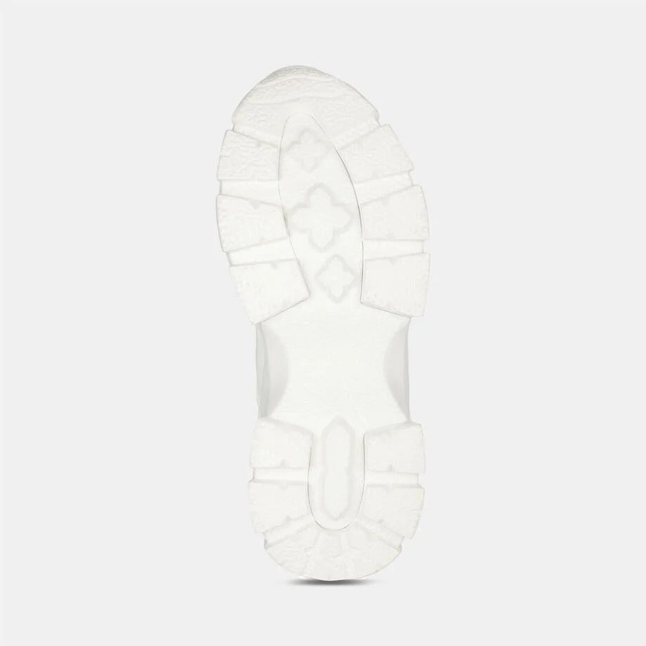 Contemporary Women’s White Casual Sneakers with Lightweight Construction and Trendy Look