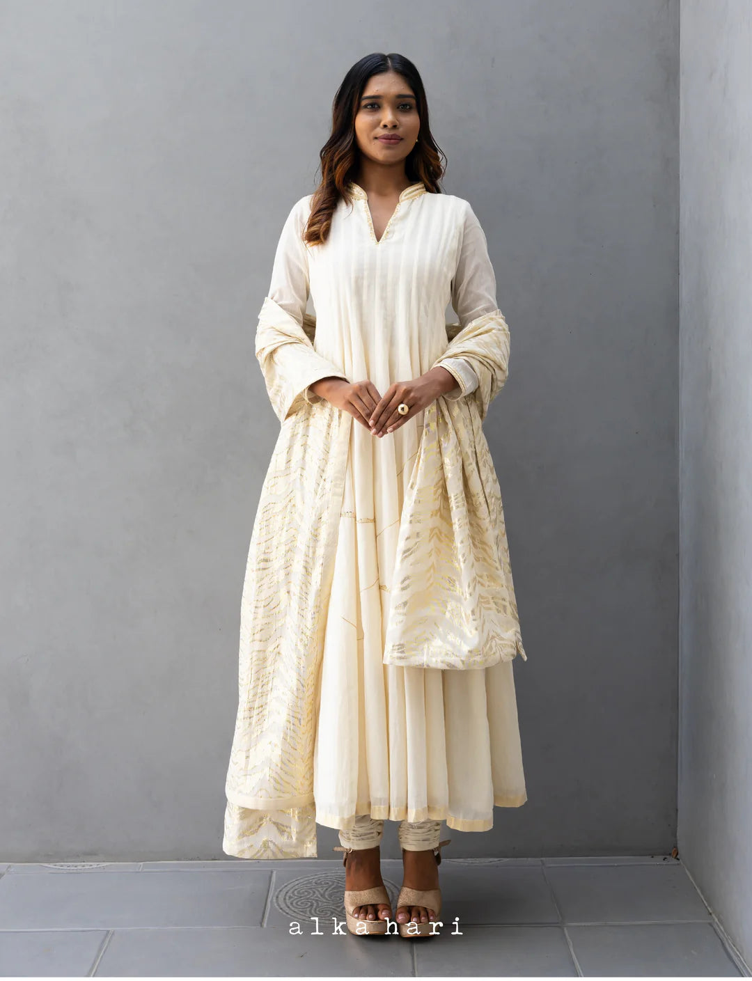 Fashionable Collared Anarkali for Women with Exquisite Hand Embroidery