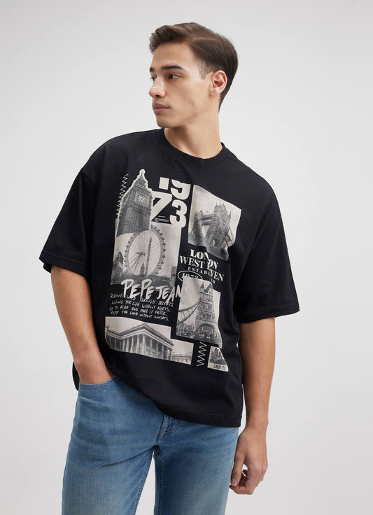 Trendy Black Oversized Graphic Print Short Sleeve Tee for Men