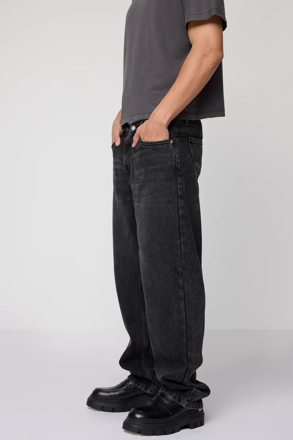 Classic Cinder Baggy Jeans for Men Relaxed Fit Straight Cut Denim Pants