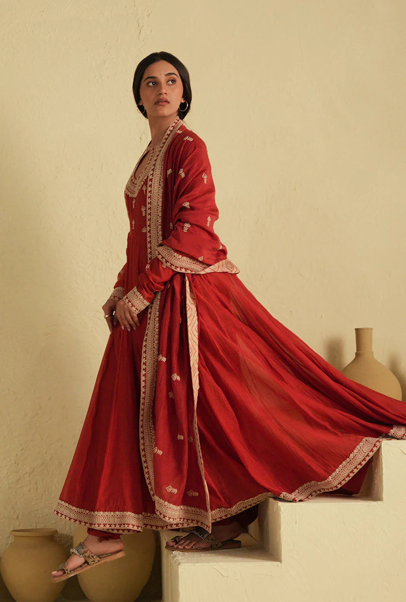 Traditional Red Kalidar Noorie Kurta Set with Elegant Design