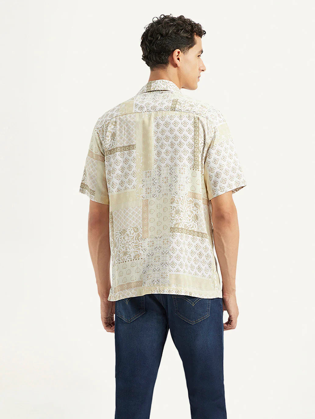 Men’s Lightweight Linen Resort Collar Shirt Featuring Printed Artwork