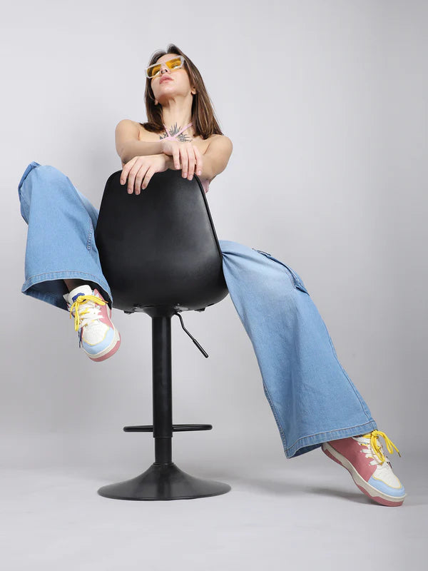 Women Casual Straight Fit Jeans Featuring Multiple Pockets for Daily Outfits