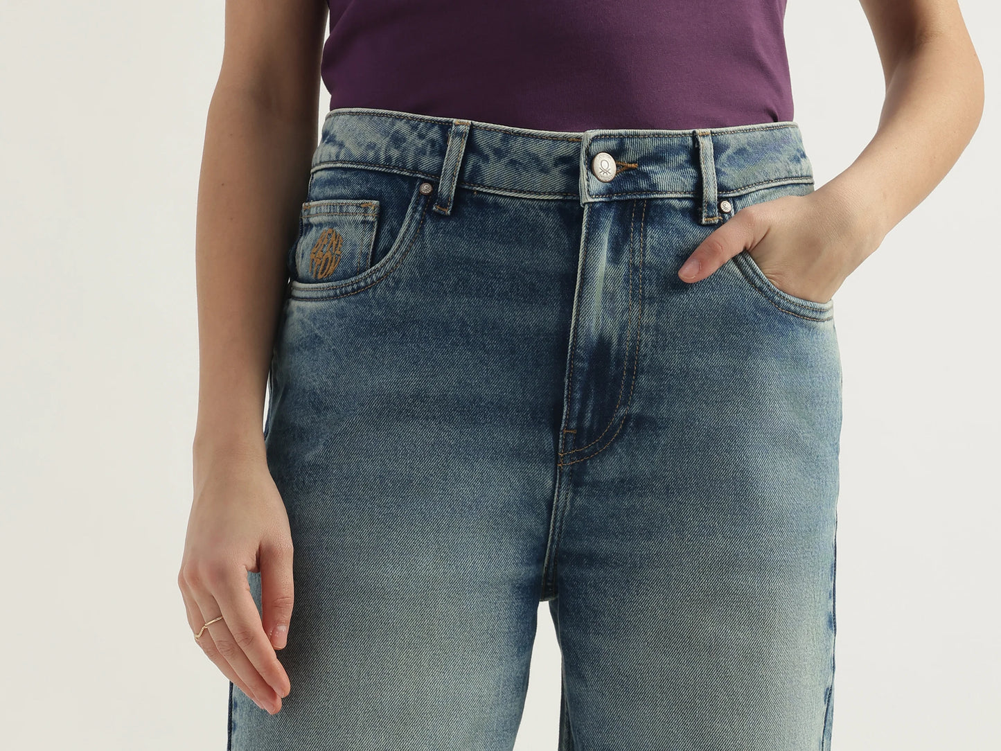 Casual Women’s Solid Straight Fit Denim Pants with Relaxed Comfortable Look