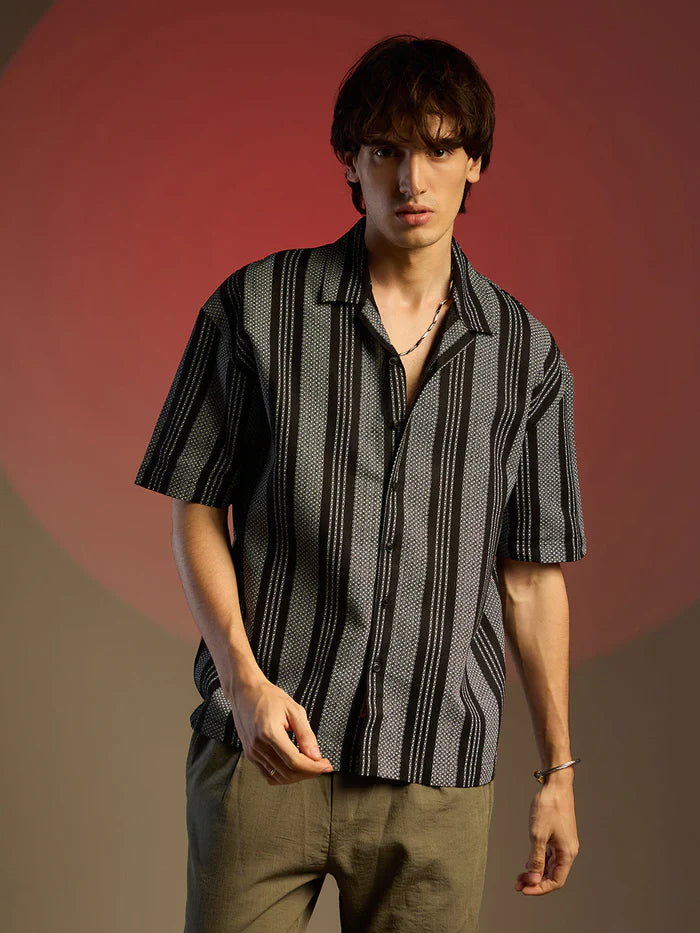 Breathable Woven Fabric Oversized Shirt with Classic Stripe Design