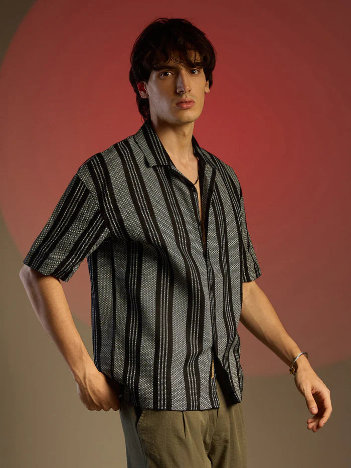 Breathable Woven Fabric Oversized Shirt with Classic Stripe Design