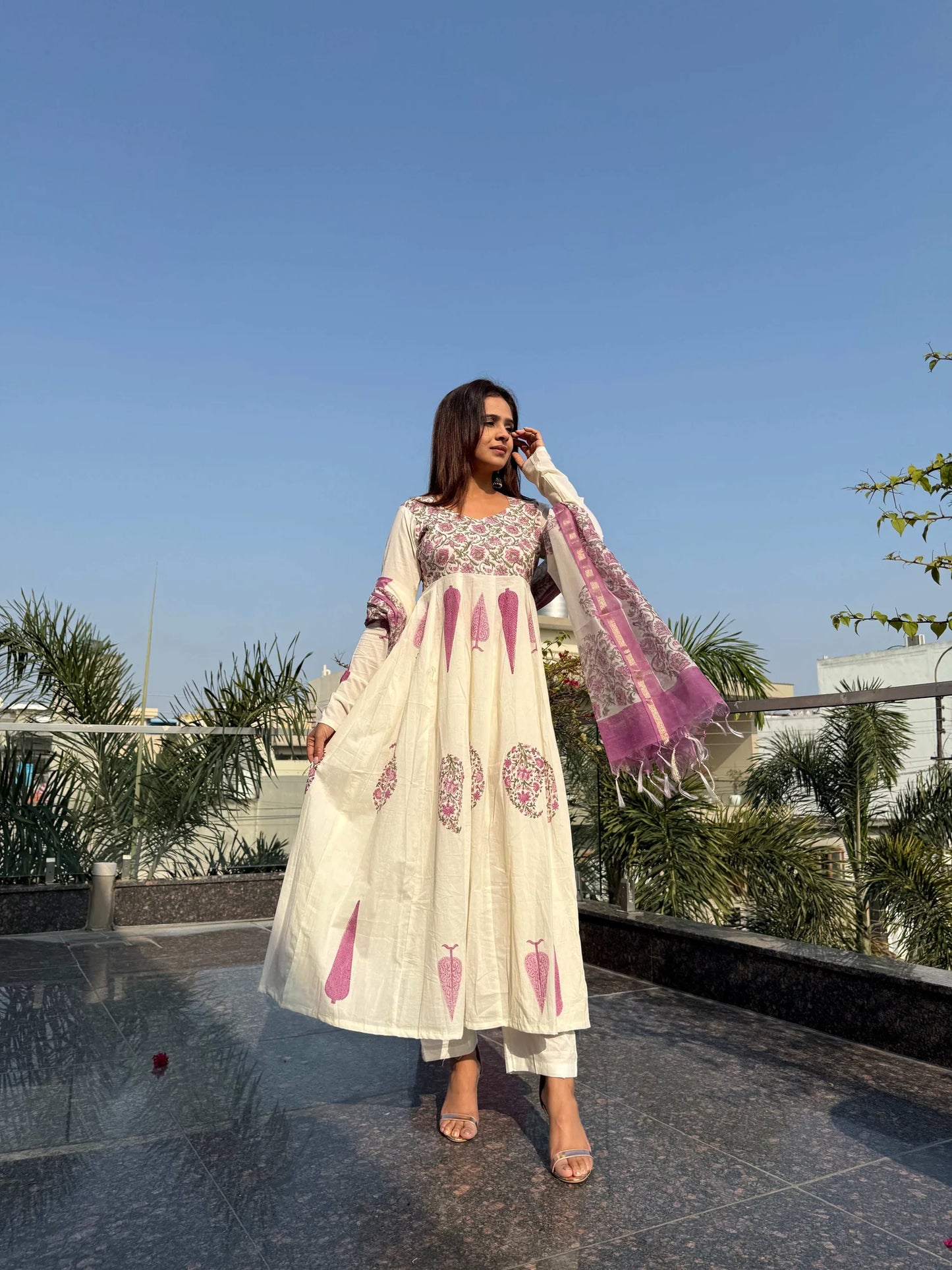 Comfortable Adeeba Ensemble for Women for Weddings and Gatherings