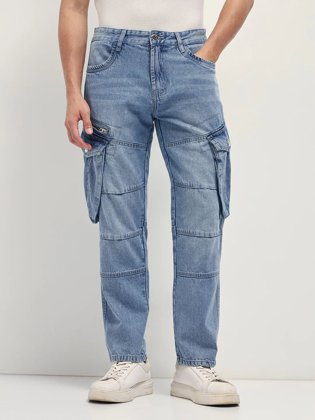 Streetwear Style Light Blue Cargo Jeans with Straight Fit and Utility Pockets