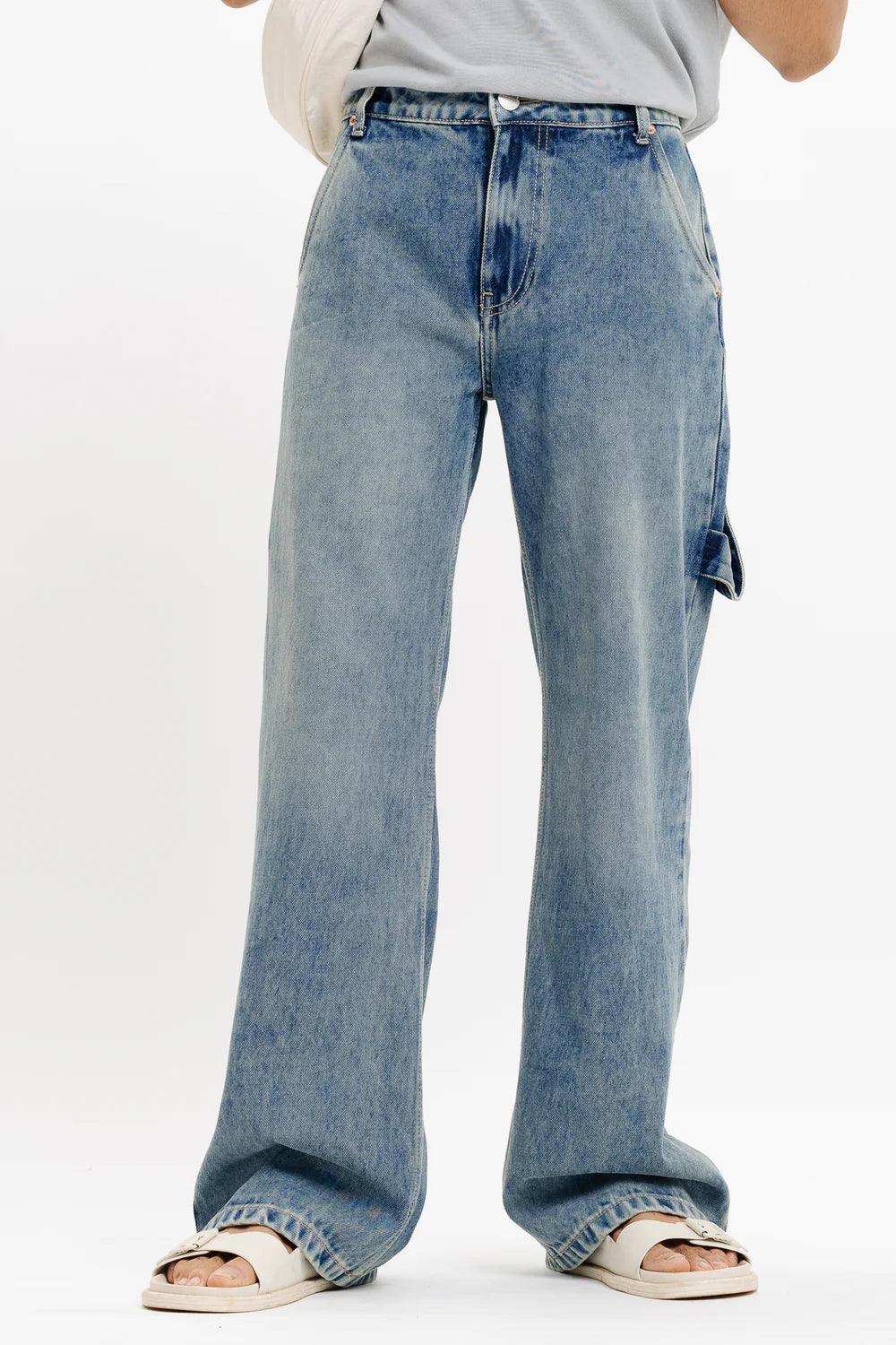 Blue Men’s Straight Fit Jeans Modern Casual Denim for Effortless Outfits