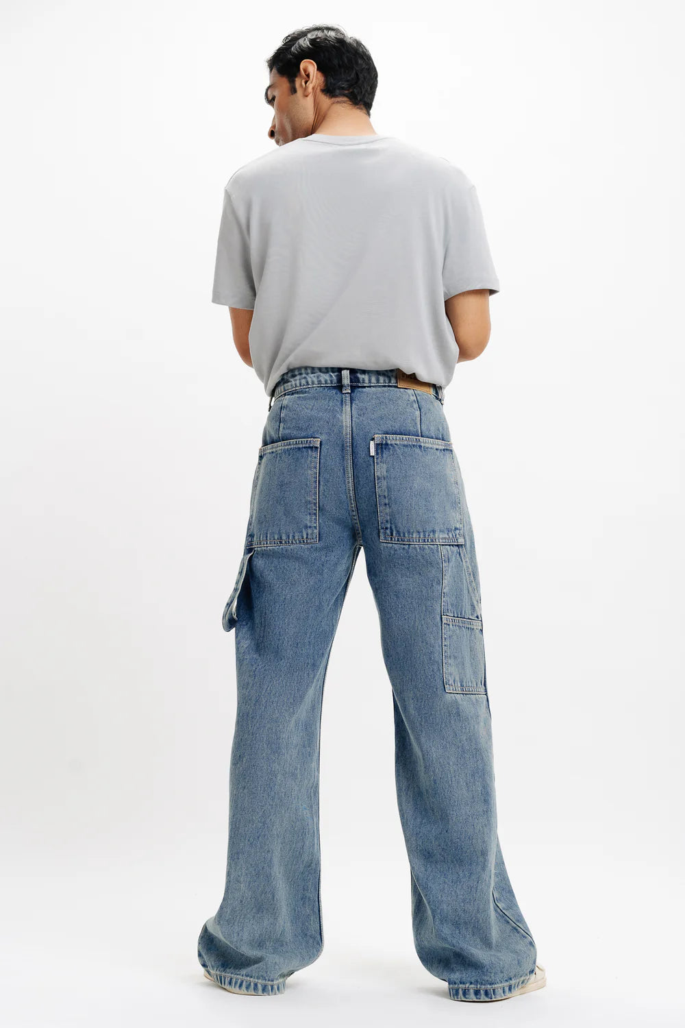 Blue Men’s Straight Fit Jeans Modern Casual Denim for Effortless Outfits