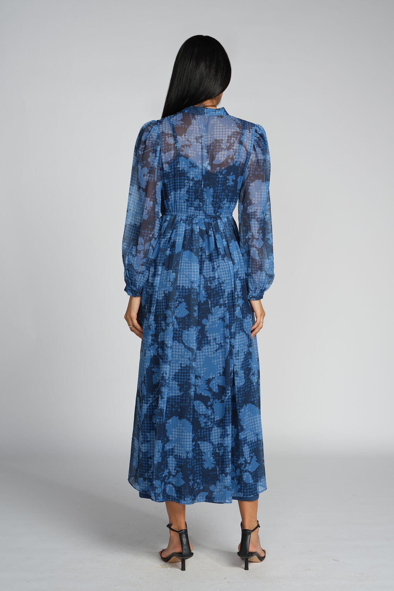 Women’s Delilah Maxi Dress Chic Sleeveless Dress for Summer Vacations and Beachside Parties